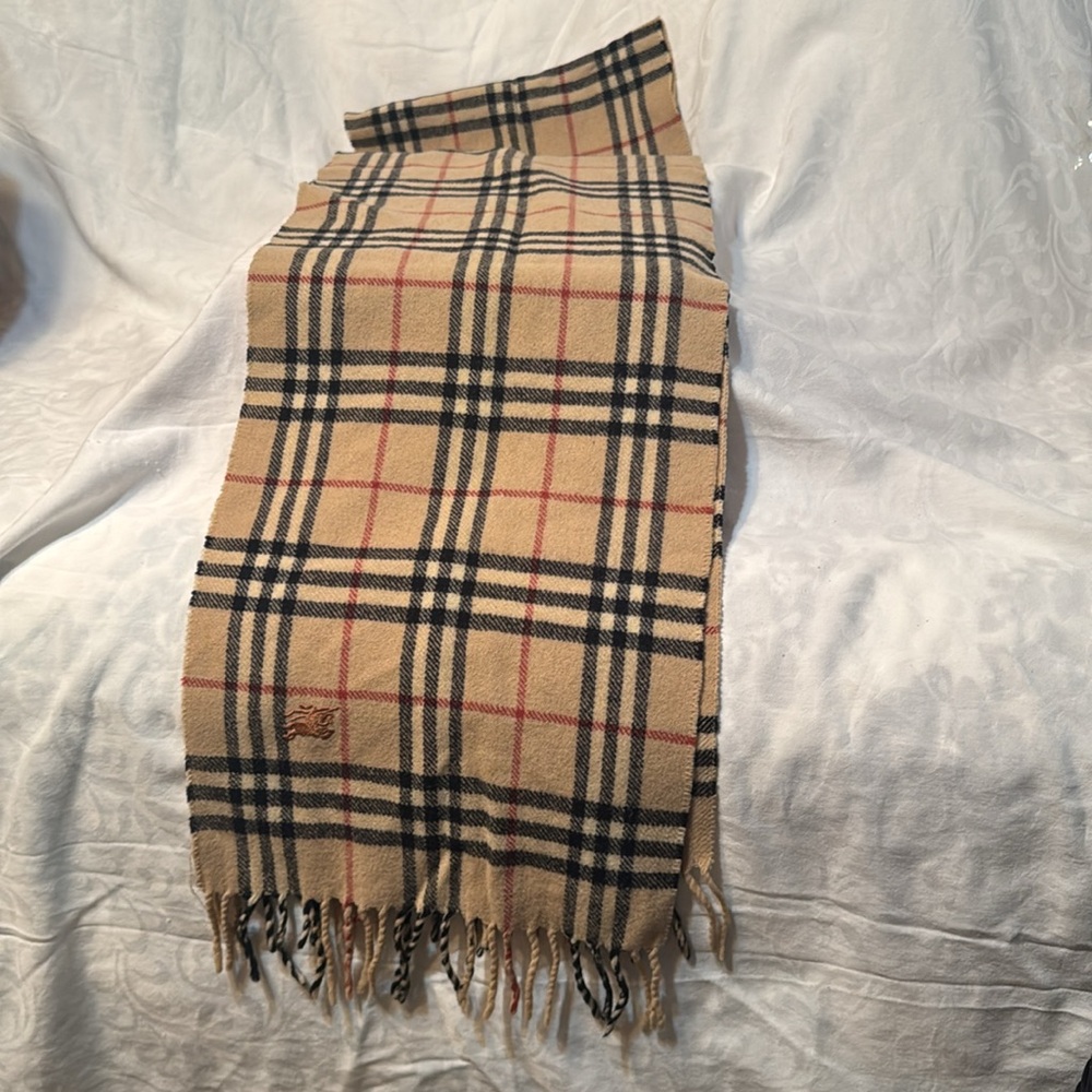 Burberry Scarf 100% Lambswool